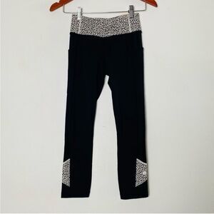 LULULEMON Pace Rival Crop Mixed Fabric Size 4